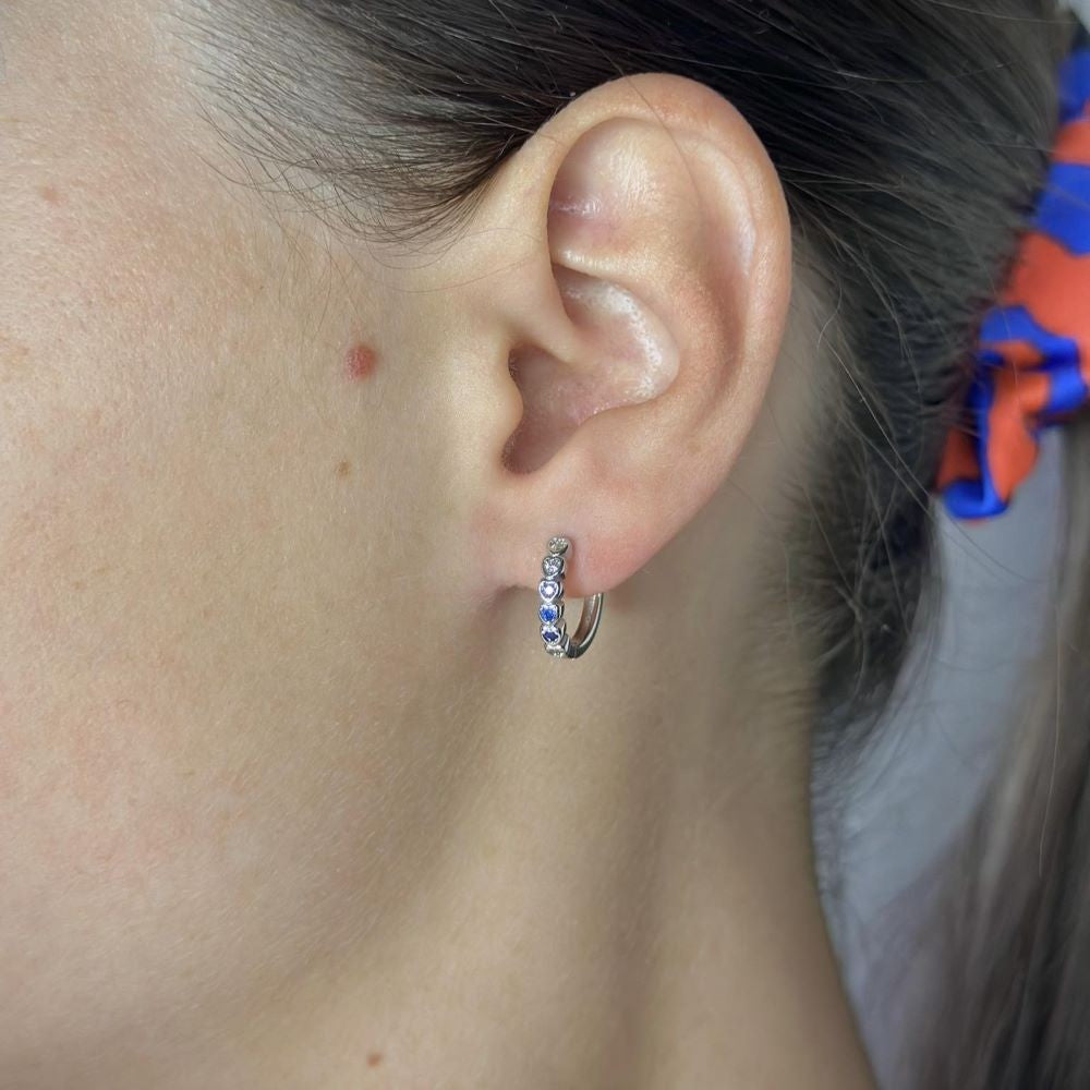 Arracadas de Corazón con Circonitas Cúbicas de Plata de Ley