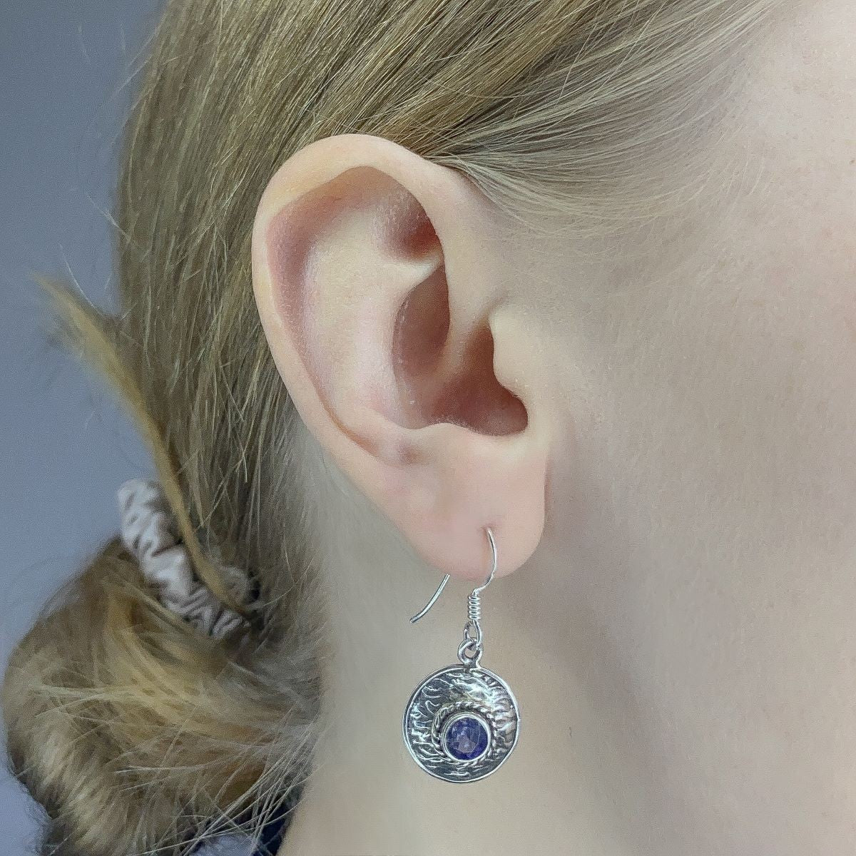Pendientes de iolita de plata de ley