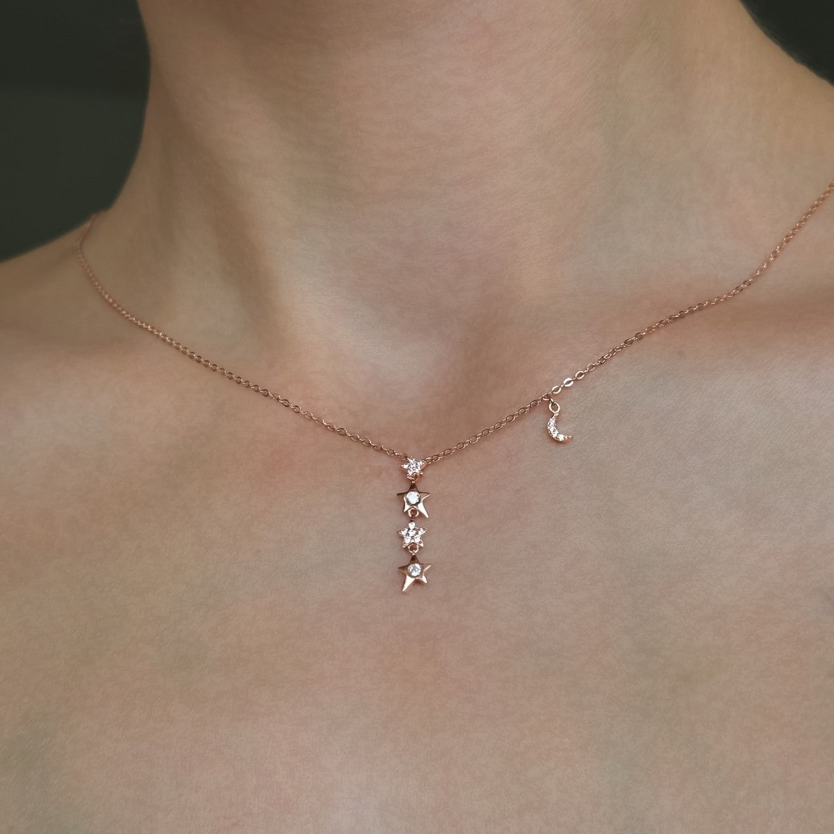 Collar de estrella de circonita cúbica de plata esterlina