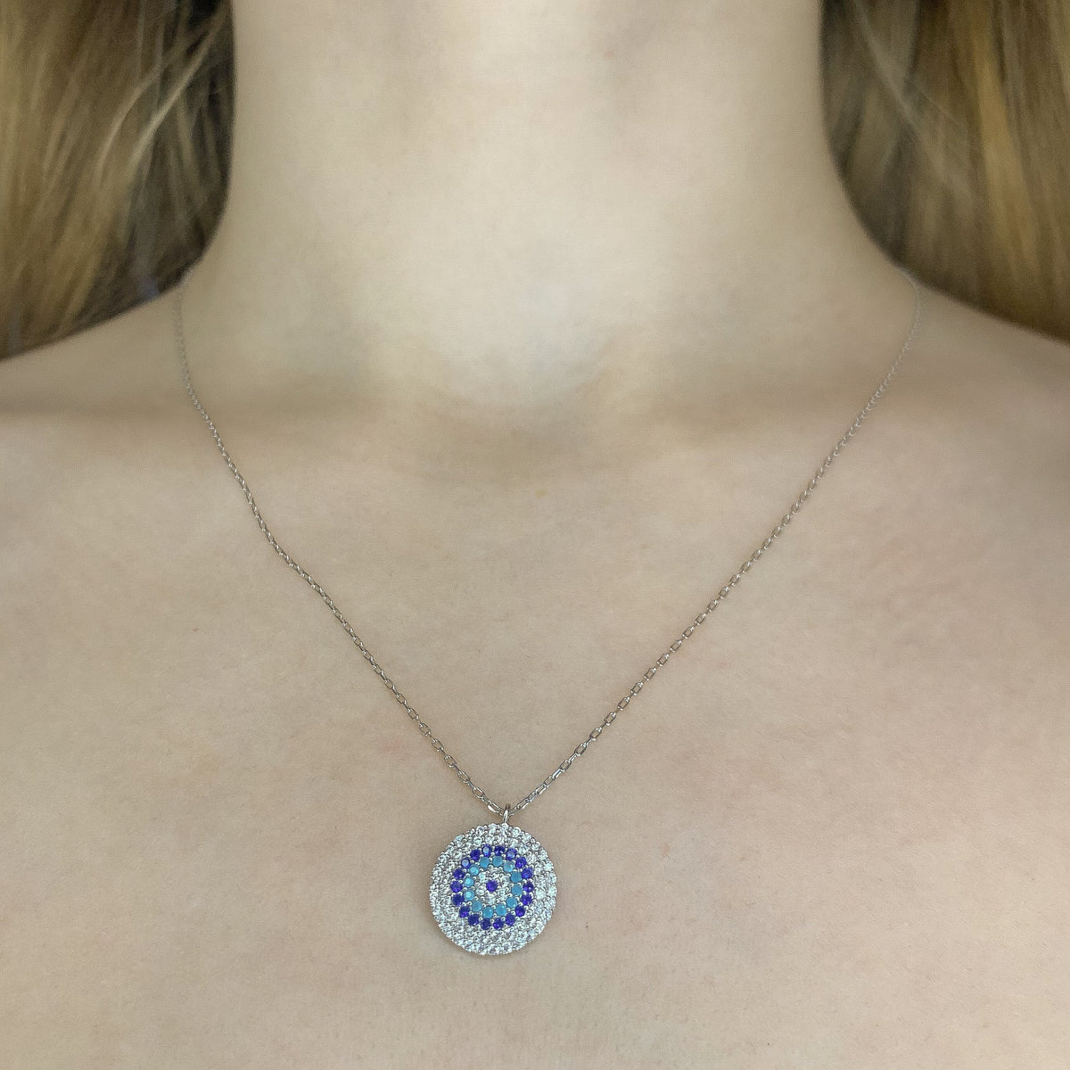 Collar de plata de ley con ojo turco