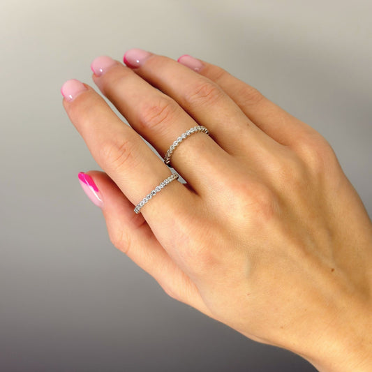 Anillo de plata de ley con circonita cúbica