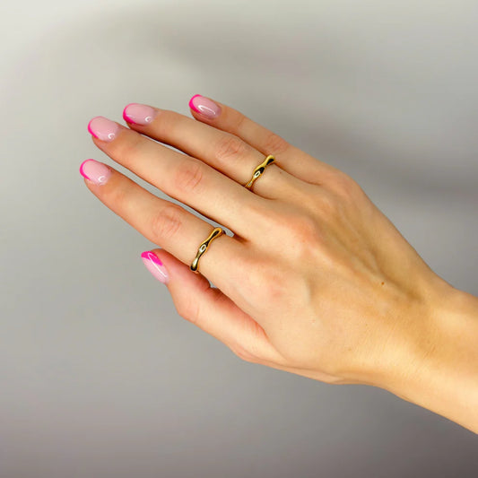 Anillo minimalista