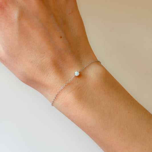 Pulsera de plata de ley con ópalo sintético