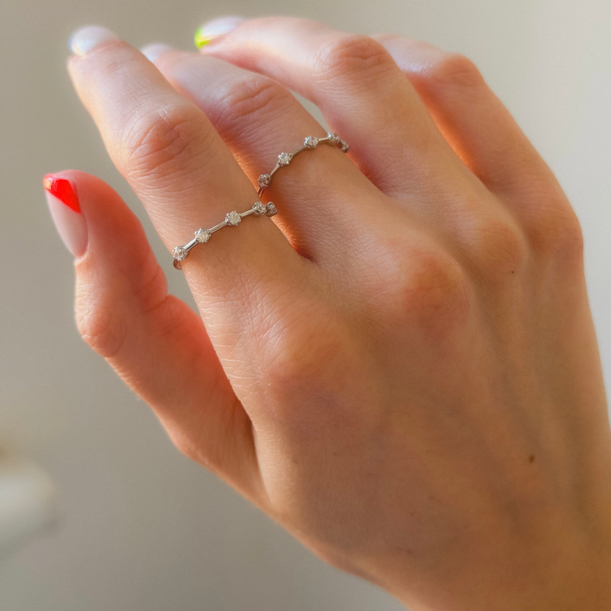 Anillo de plata de ley con circonita cúbica