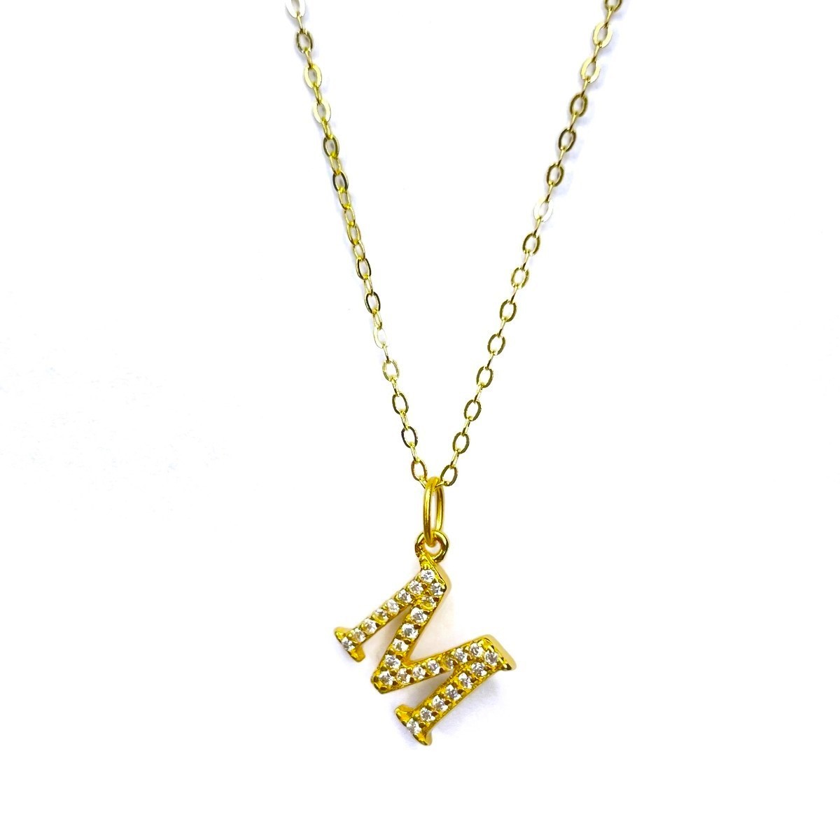 Collar con inicial de plata de ley