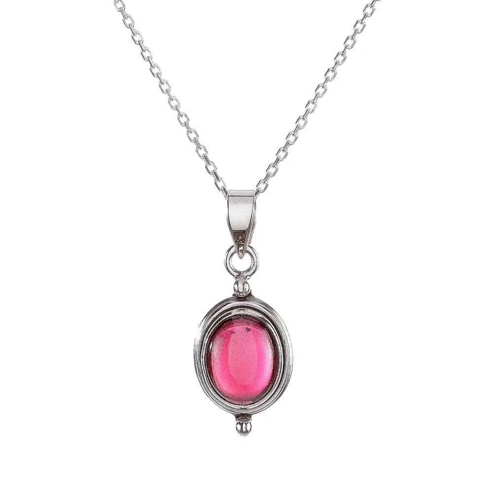 Collar con colgante de granate en plata de ley