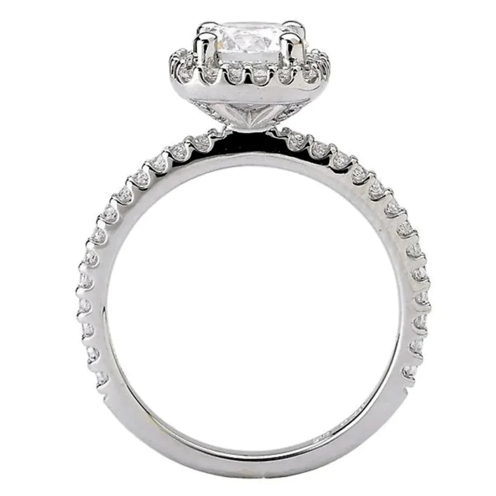 Anillo de plata de ley con cristal de circonita cúbica