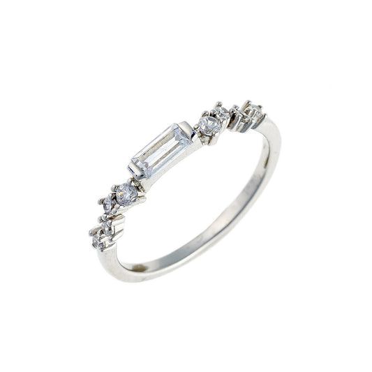 Anillo de plata de ley con circonita cúbica