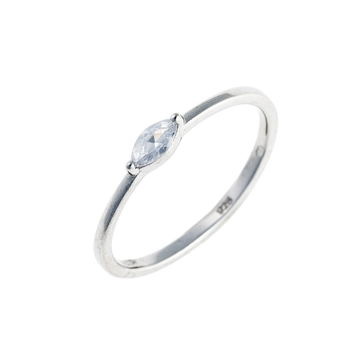 Anillo de plata de ley con circonita cúbica