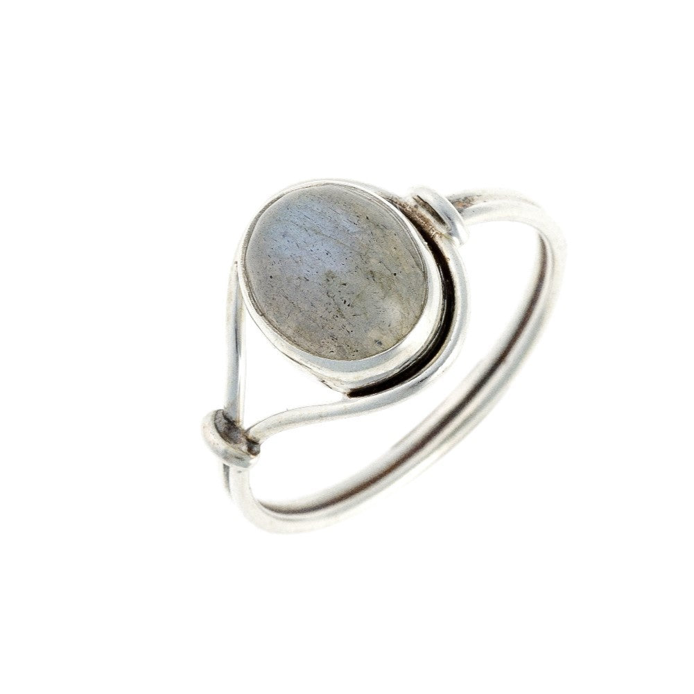 Anillo de labradorita en plata de ley