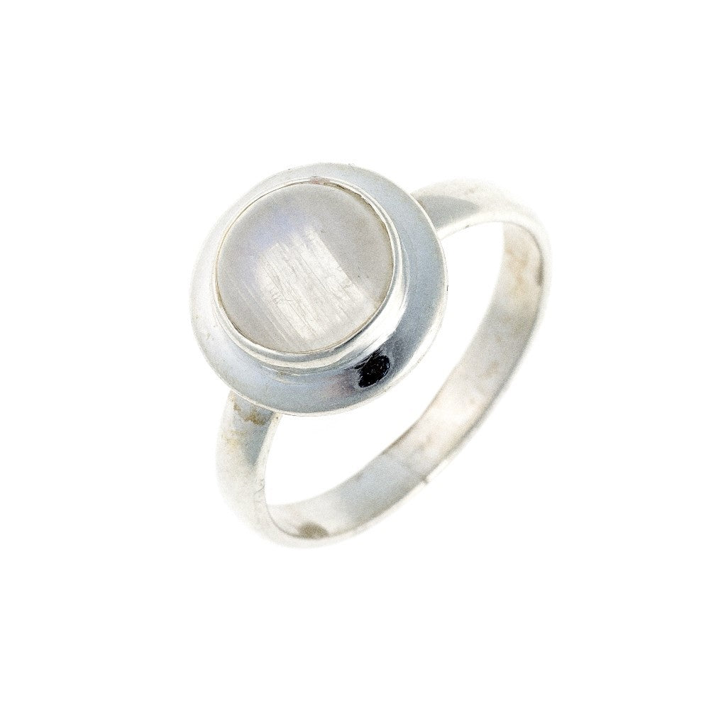 Anillo de plata de ley con piedra lunar redonda