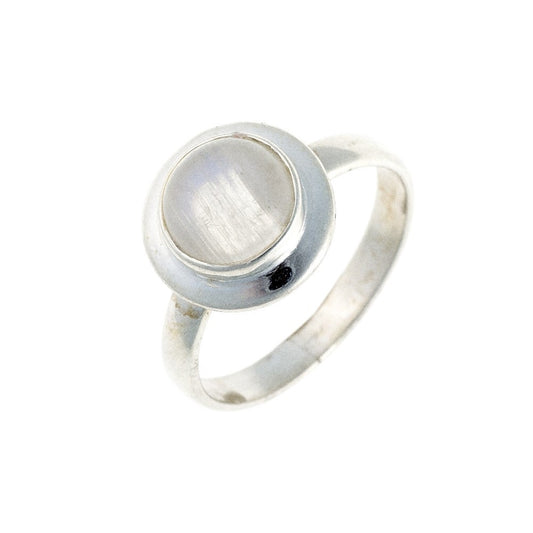 Anillo de plata de ley con piedra lunar redonda