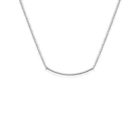 Collar de plata de ley con línea