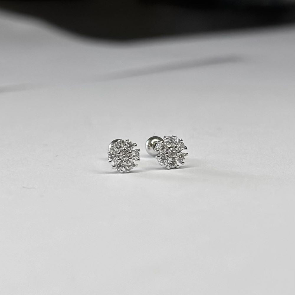 Aretes de plata esterlina con flor de rosca