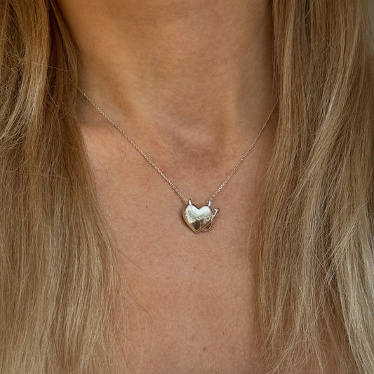 Collar de plata de ley con corazón