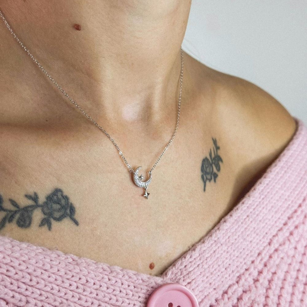 Collar de Luna y Estrella de Plata de Ley con Circonitas Cúbicas