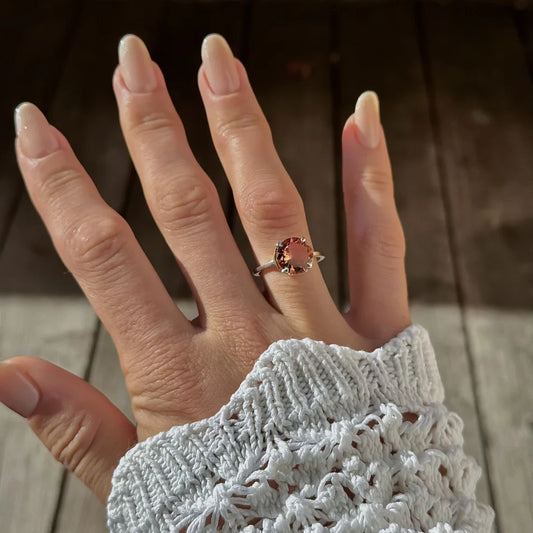 Anillo de zultanita en plata de ley