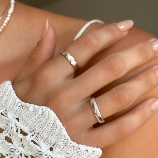 Sophia – Anillo clásico de plata de ley de 4 mm