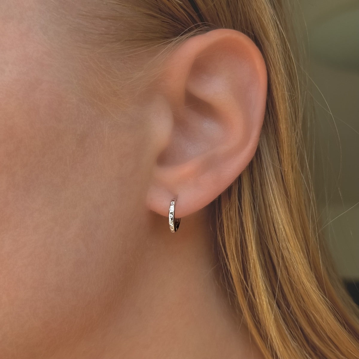 Aros de plata de ley con circonitas cúbicas