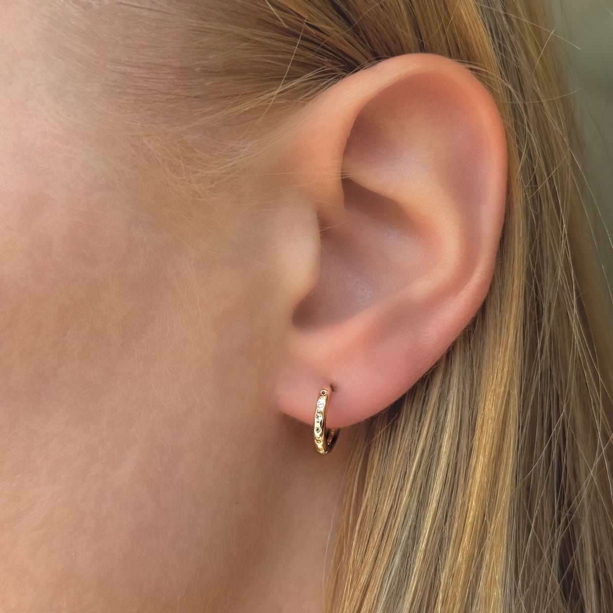 Aros de plata de ley con circonitas cúbicas