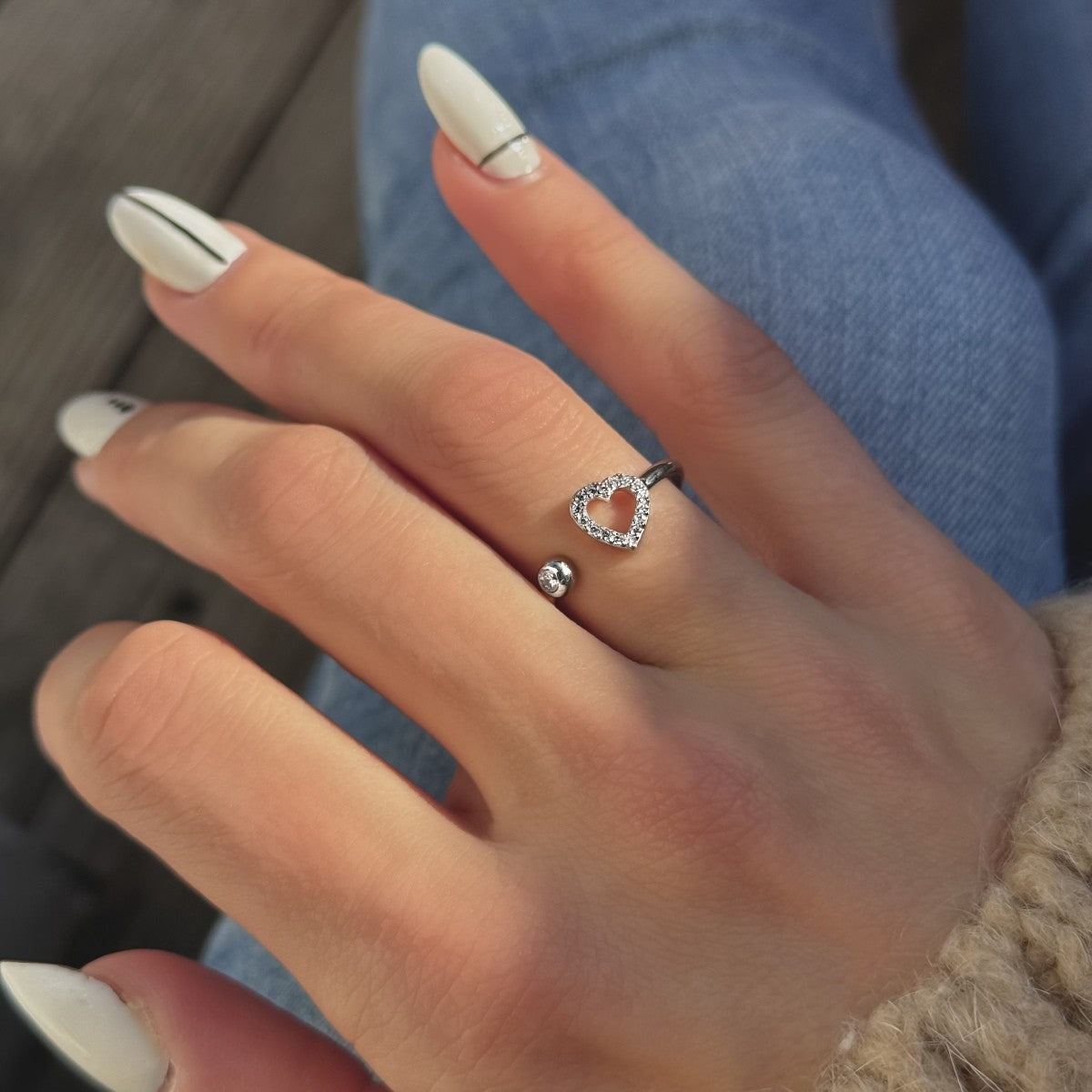 Anillo de Plata de Ley con Corazón de Circonita Cúbica