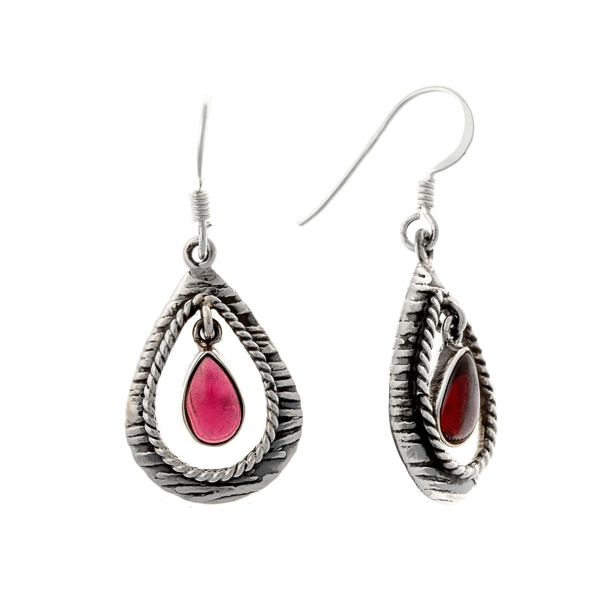 Pendientes de granate en plata de ley
