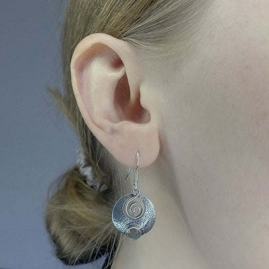 Pendientes de labradorita en plata de ley