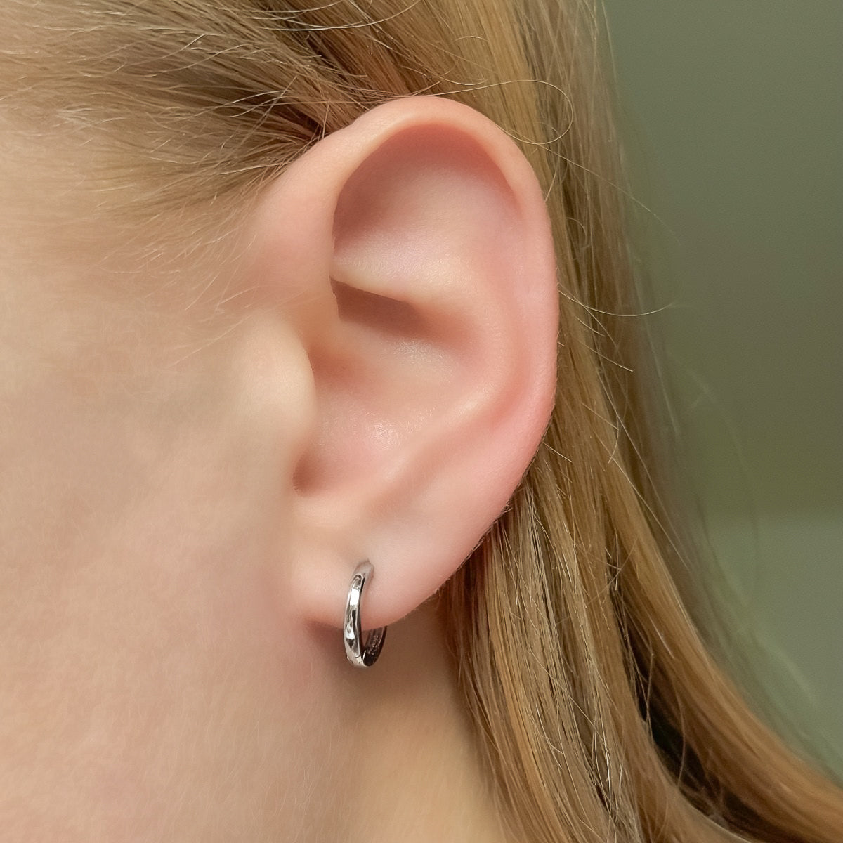 Aretes de plata esterlina de 1.2 - 2 cm