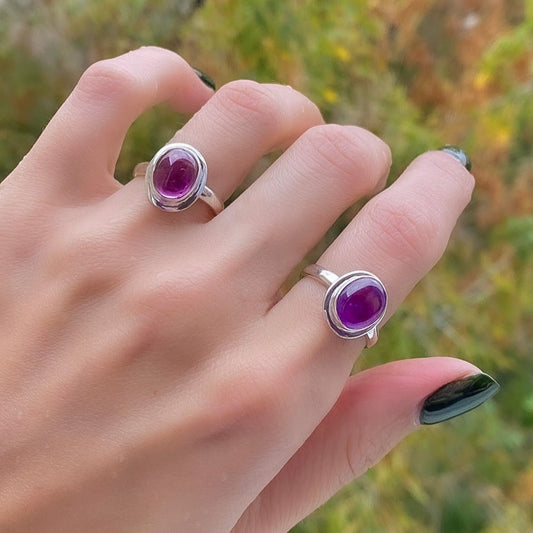 Anillo de amatista en plata de ley