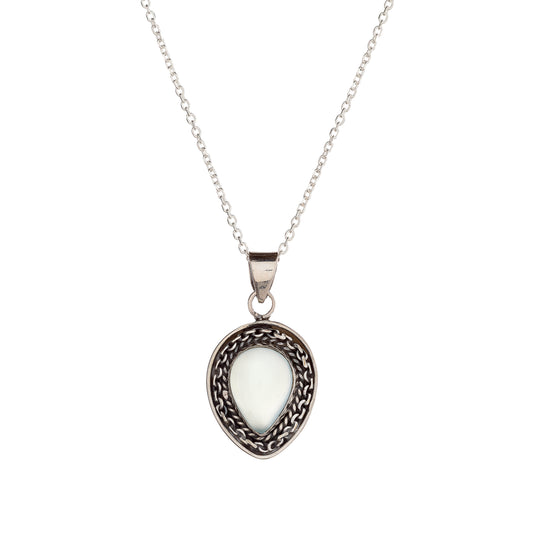 Collar con colgante de calcedonia en plata de ley