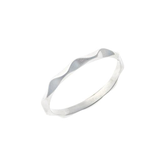 Anillo de banda ornamental de plata de ley