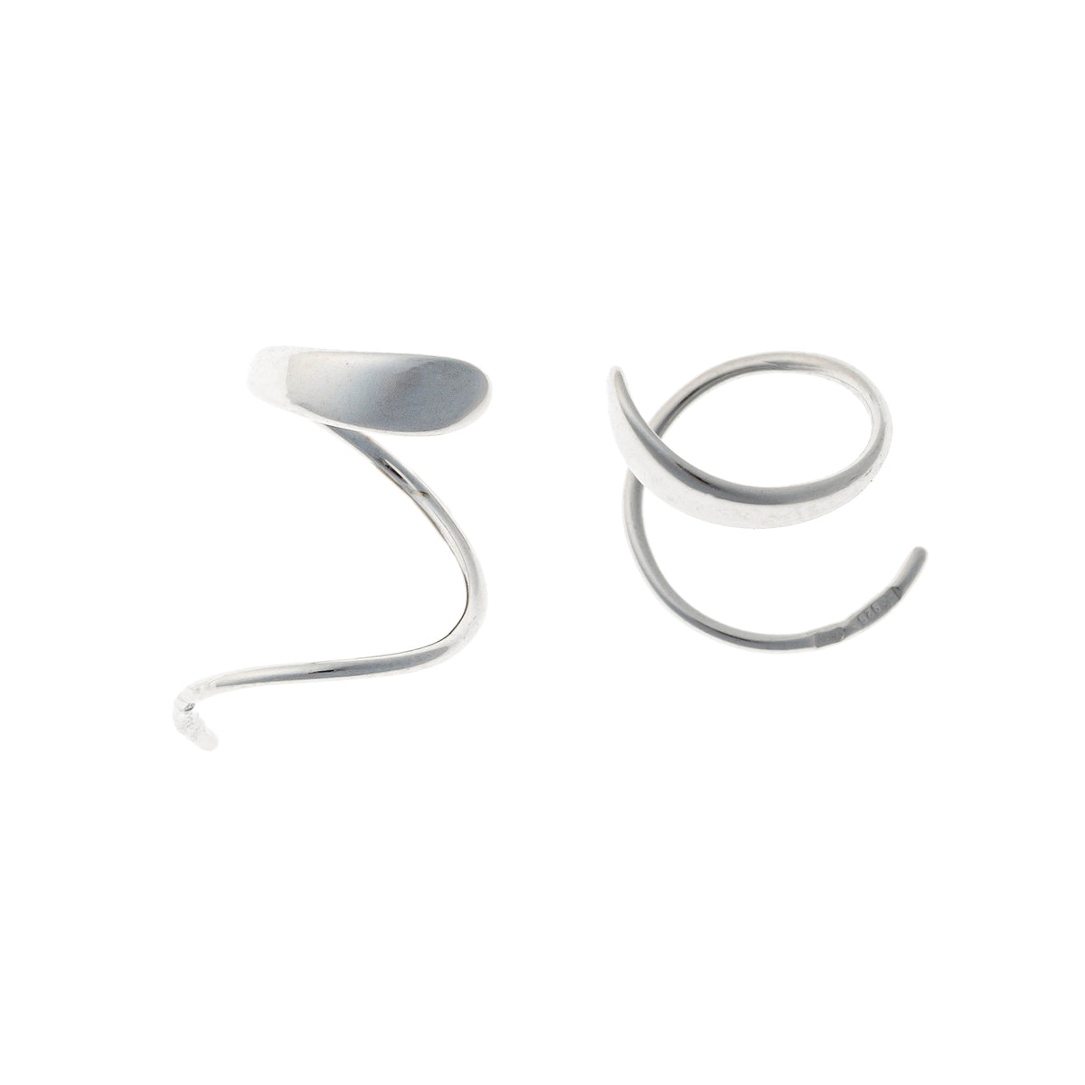 Pendientes de plata de ley retorcidos
