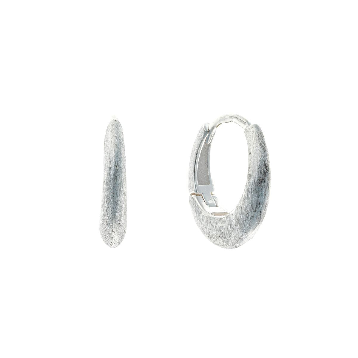 Aros ovalados mate de plata de ley