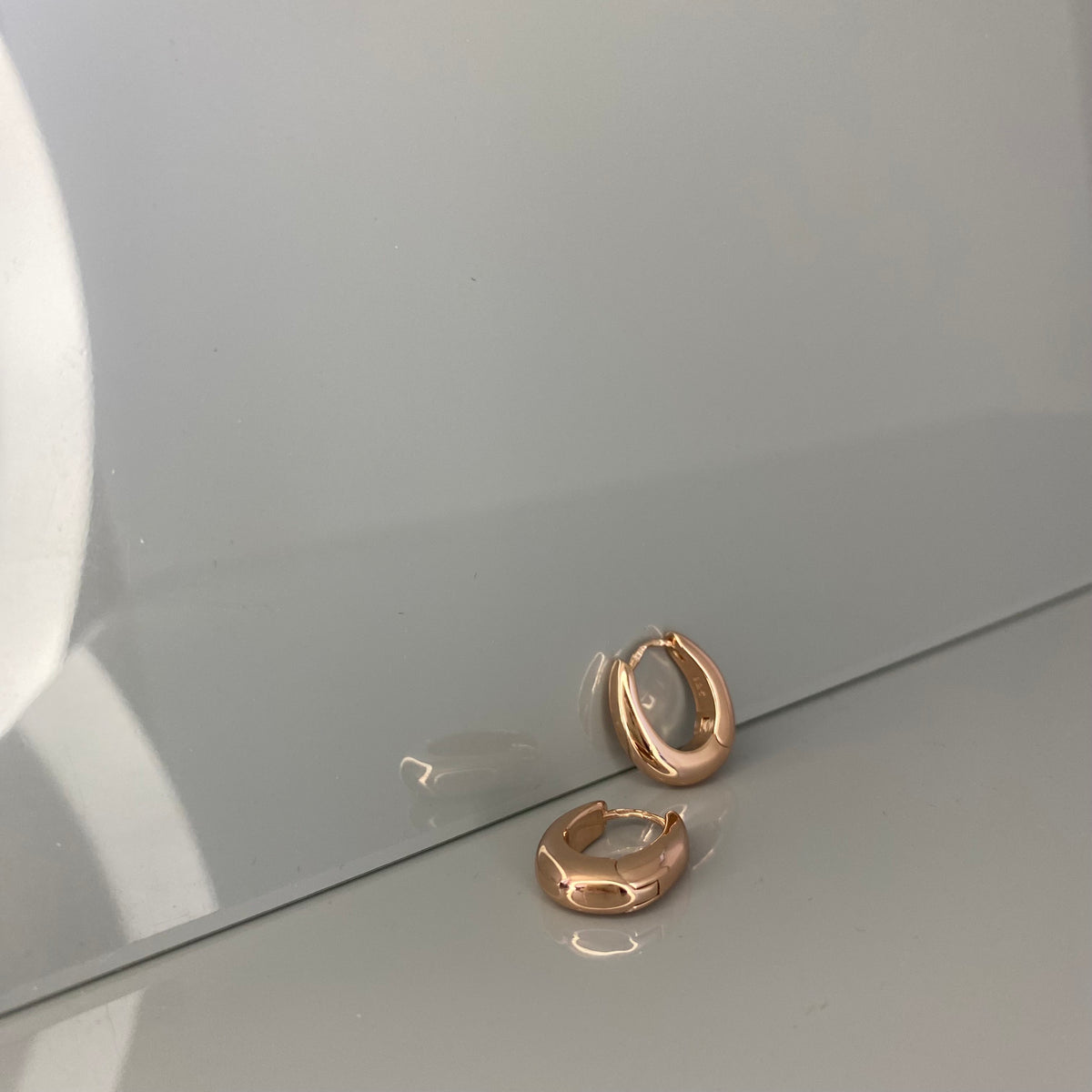 Aros ovalados de plata de ley