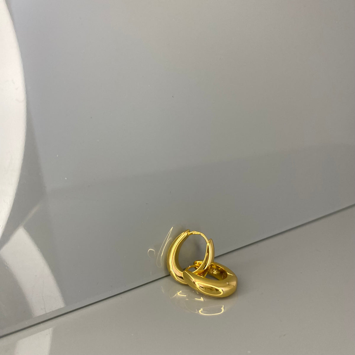 Aros ovalados de plata de ley