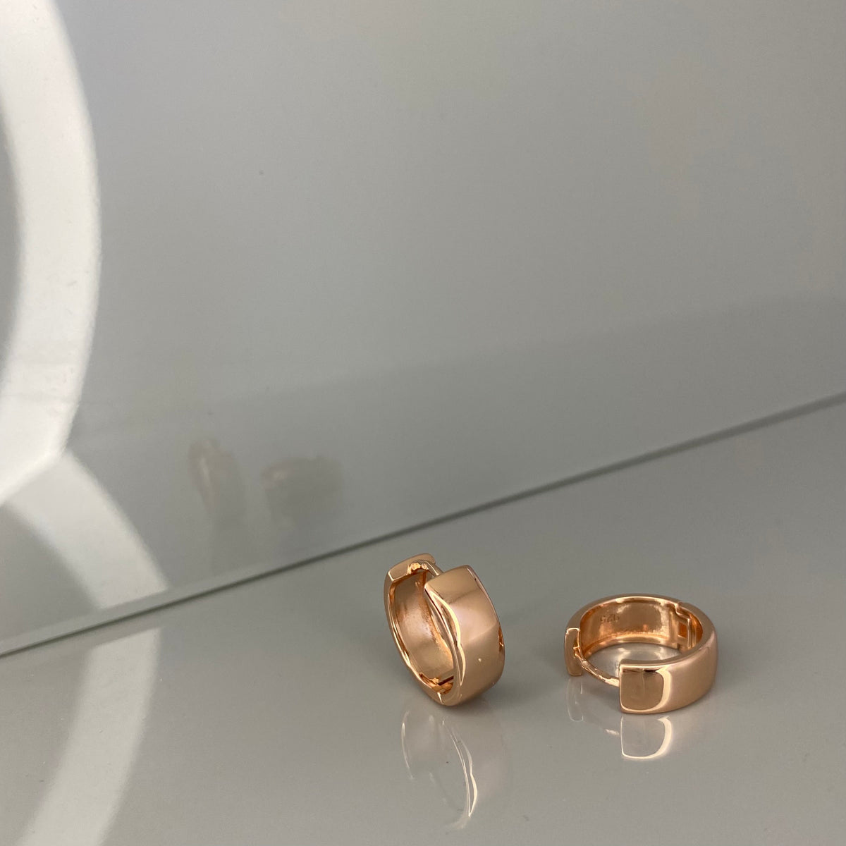 Aros anchos de plata de ley