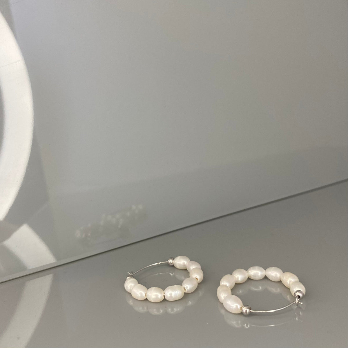 Pendientes de margarita de plata de ley