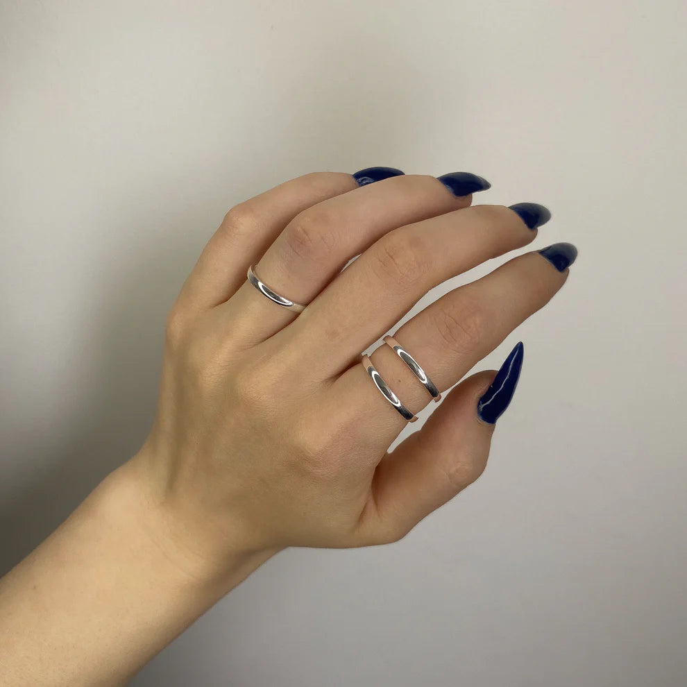 Anillo de banda de plata de ley de 2 mm