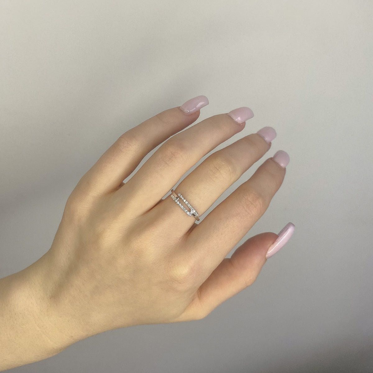 Anillo de plata de ley con circonita cúbica