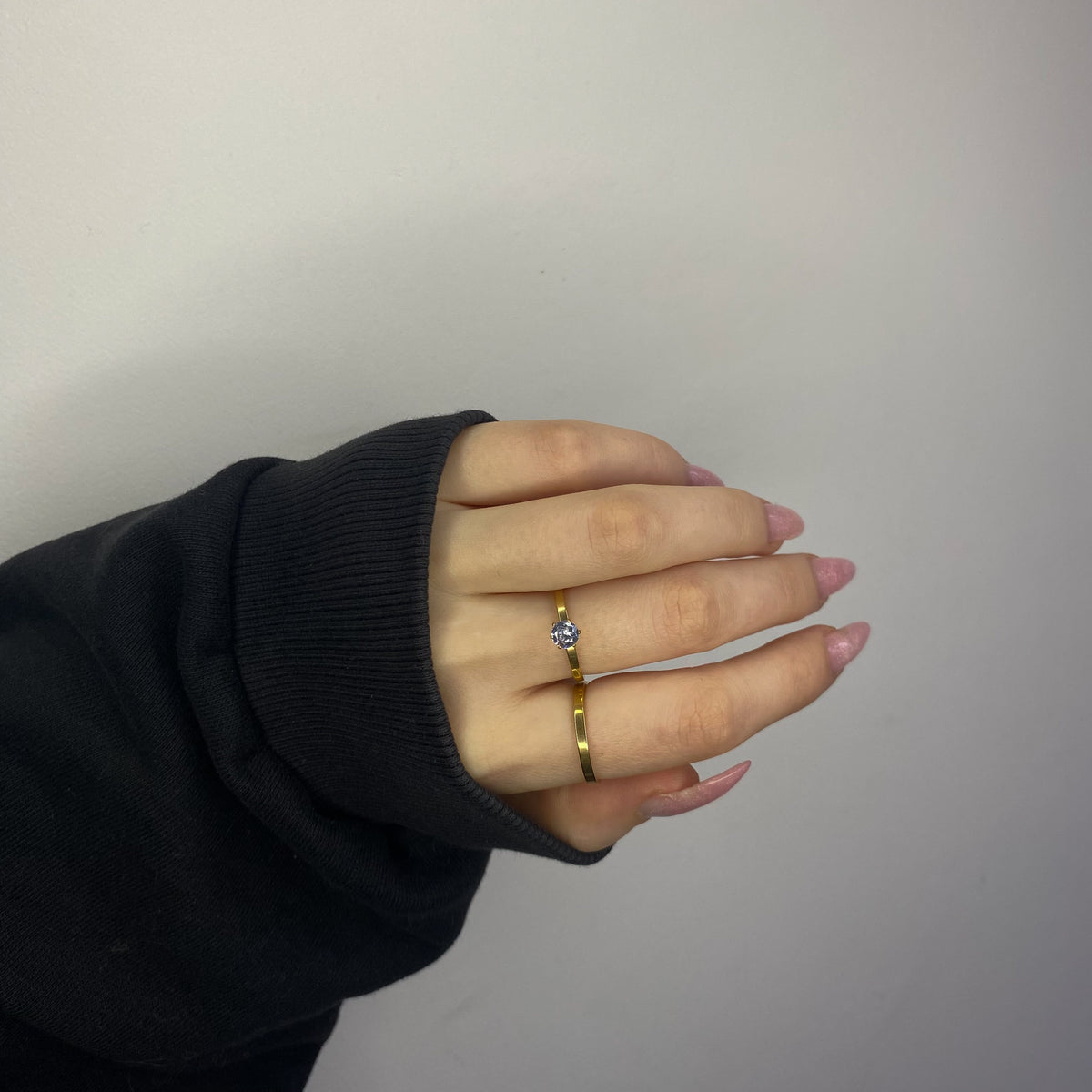 Anillo de cristal de circonita cúbica