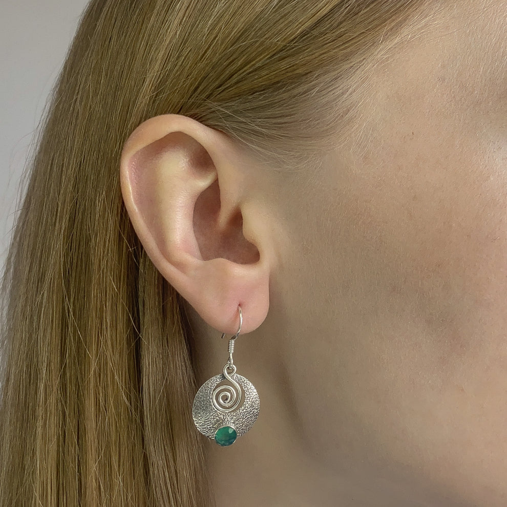 Pendientes de plata de ley con ónix verde