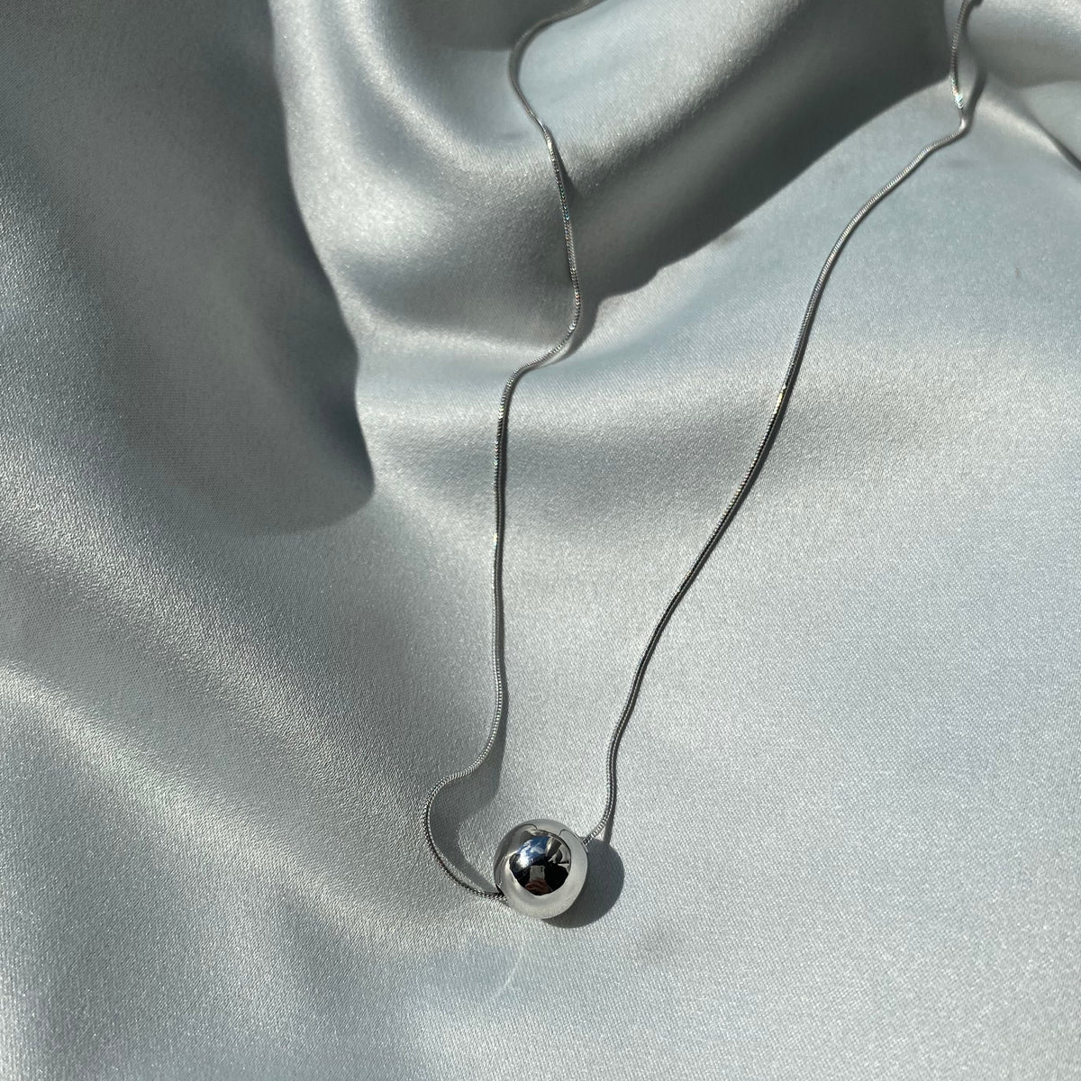 Collar de cuentas de plata esterlina