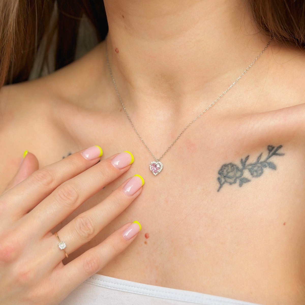 Collar de Corazón de Plata de Ley con Circonitas Rosas