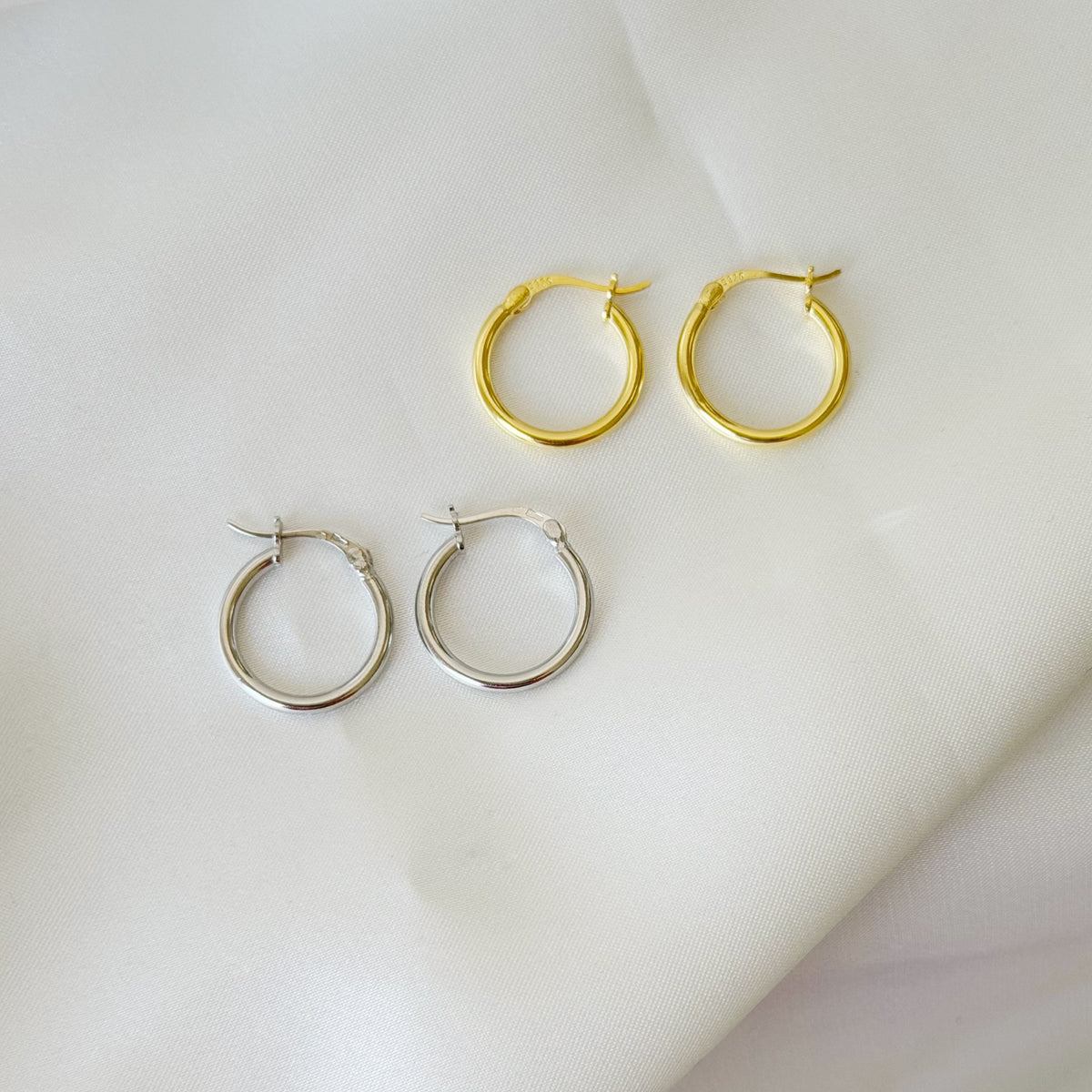 Aros de plata de ley