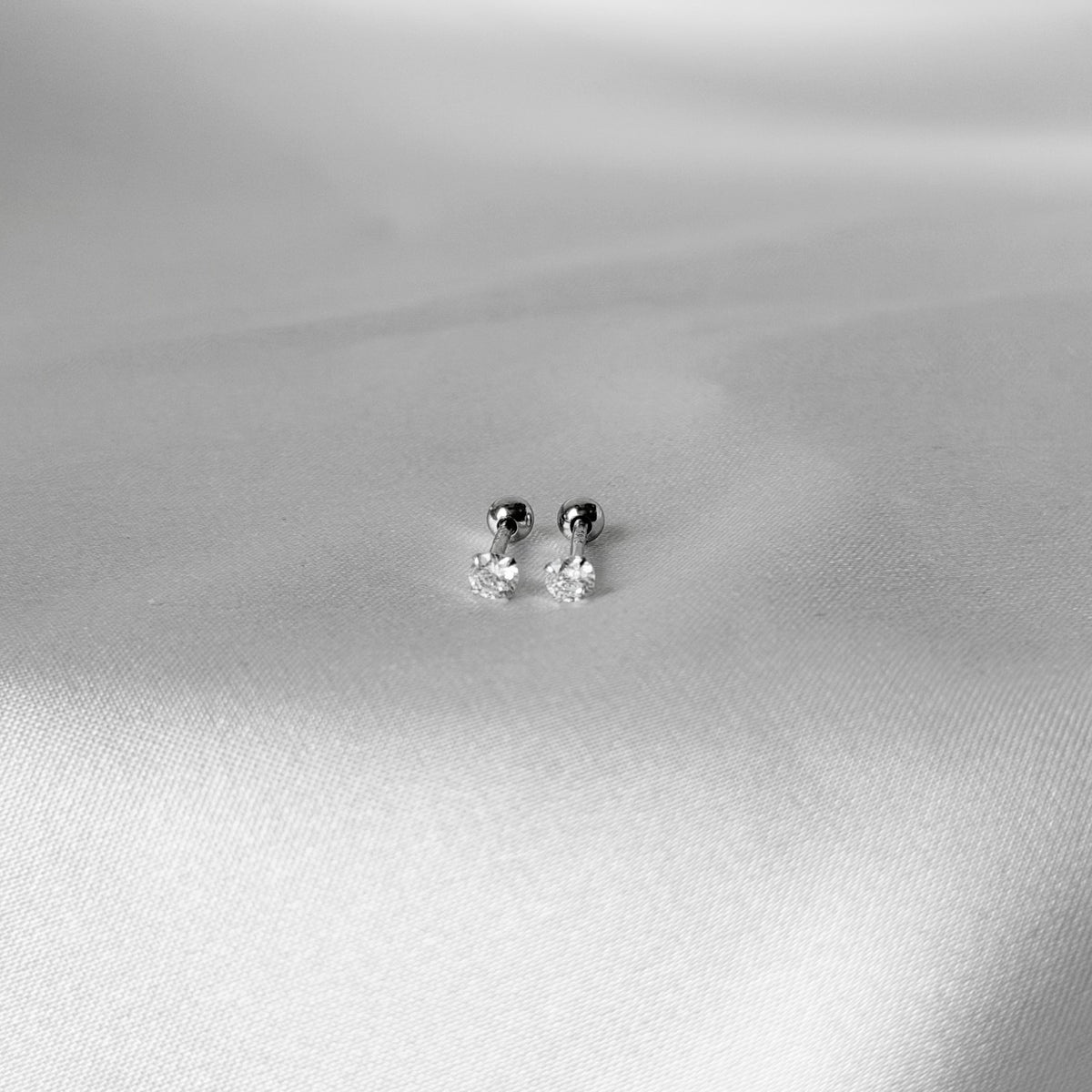 Aretes con Circonita Cúbica de Plata Fina de 3 a 7 mm
