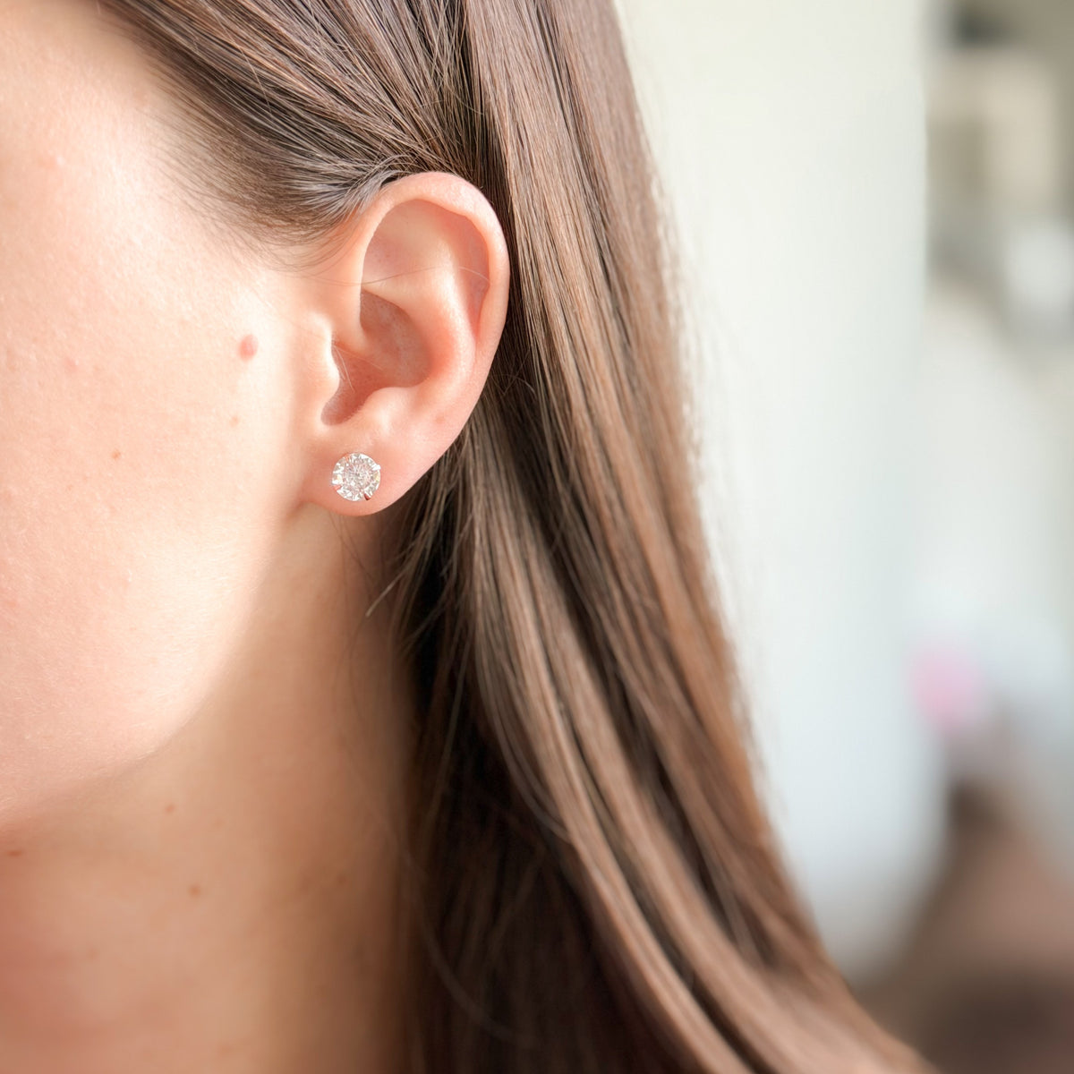 Aretes de plata esterlina con circonitas cúbicas de 4 a 7 mm