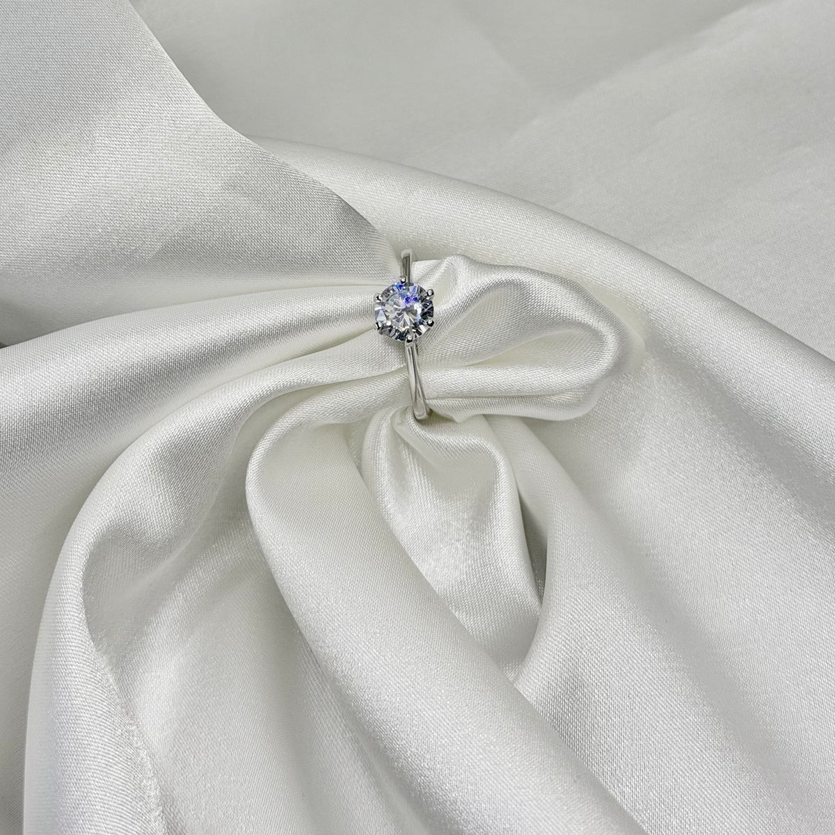 Anillo Éternelle de plata esterlina