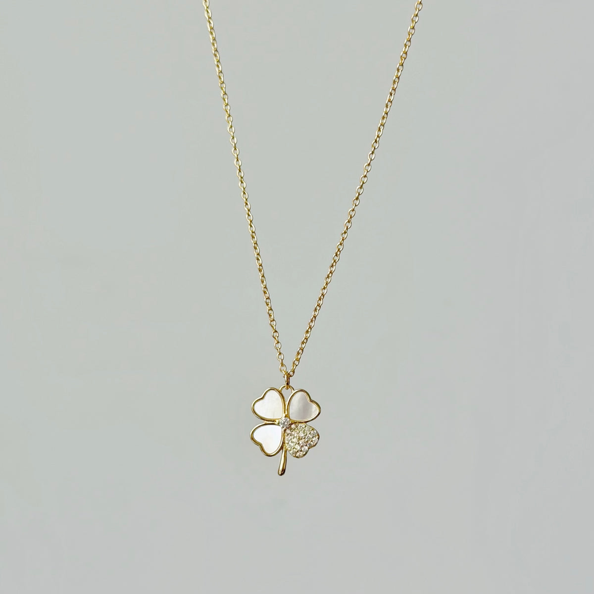 Collar de trébol de plata esterlina