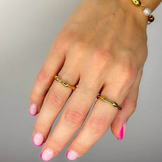 Anillo minimalista