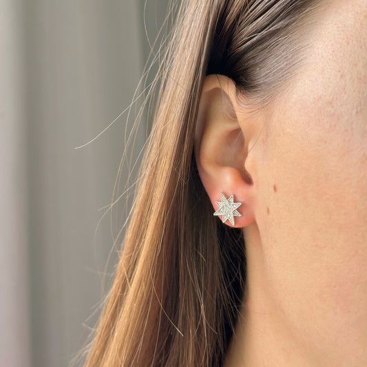 Pendientes de estrella Hoshi de plata de ley